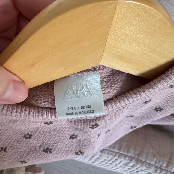 Zara Floral Pink Patterned Sweatshirt - Picture 7 of 7